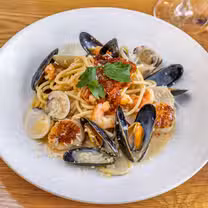 A photo of TruFire Kitchen & Bar - Frisco restaurant