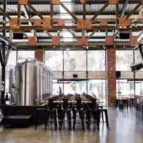 Una foto del restaurante Hound and Stag Brewing Co