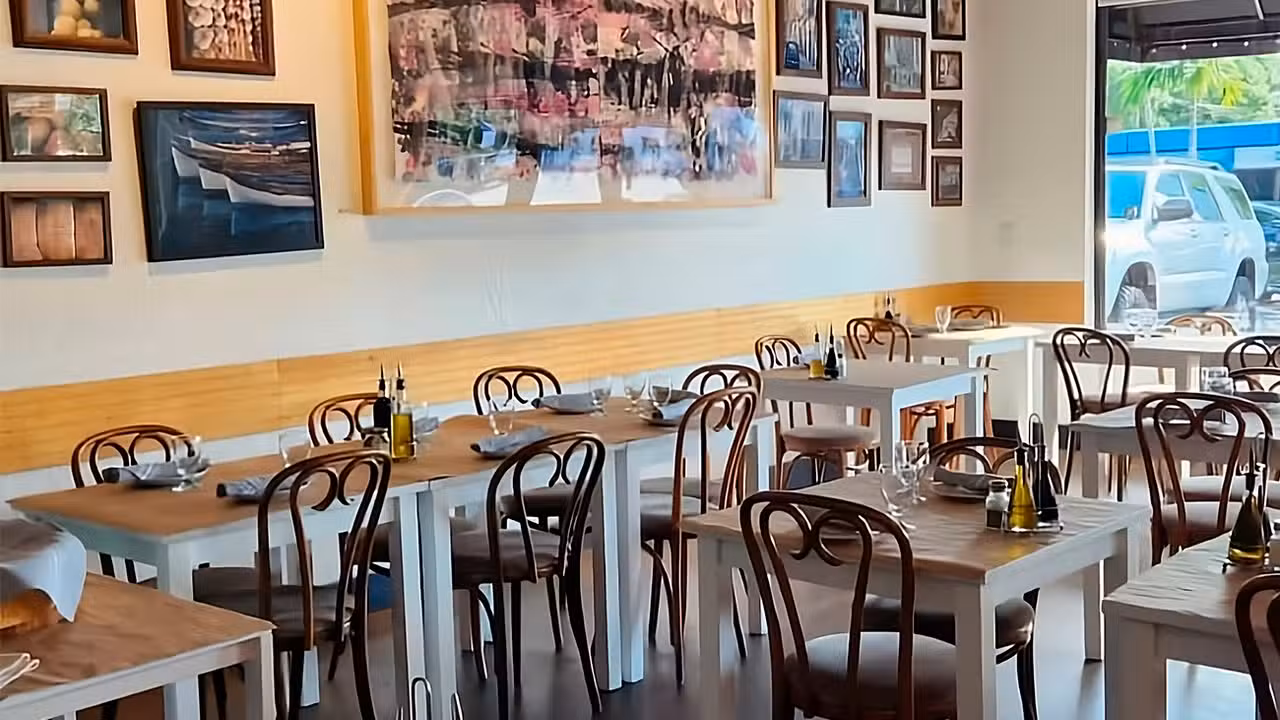 Interior - NiDo Caffé, Miami, FL