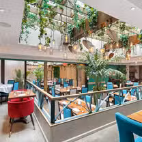 A photo of Victor's Café restaurant