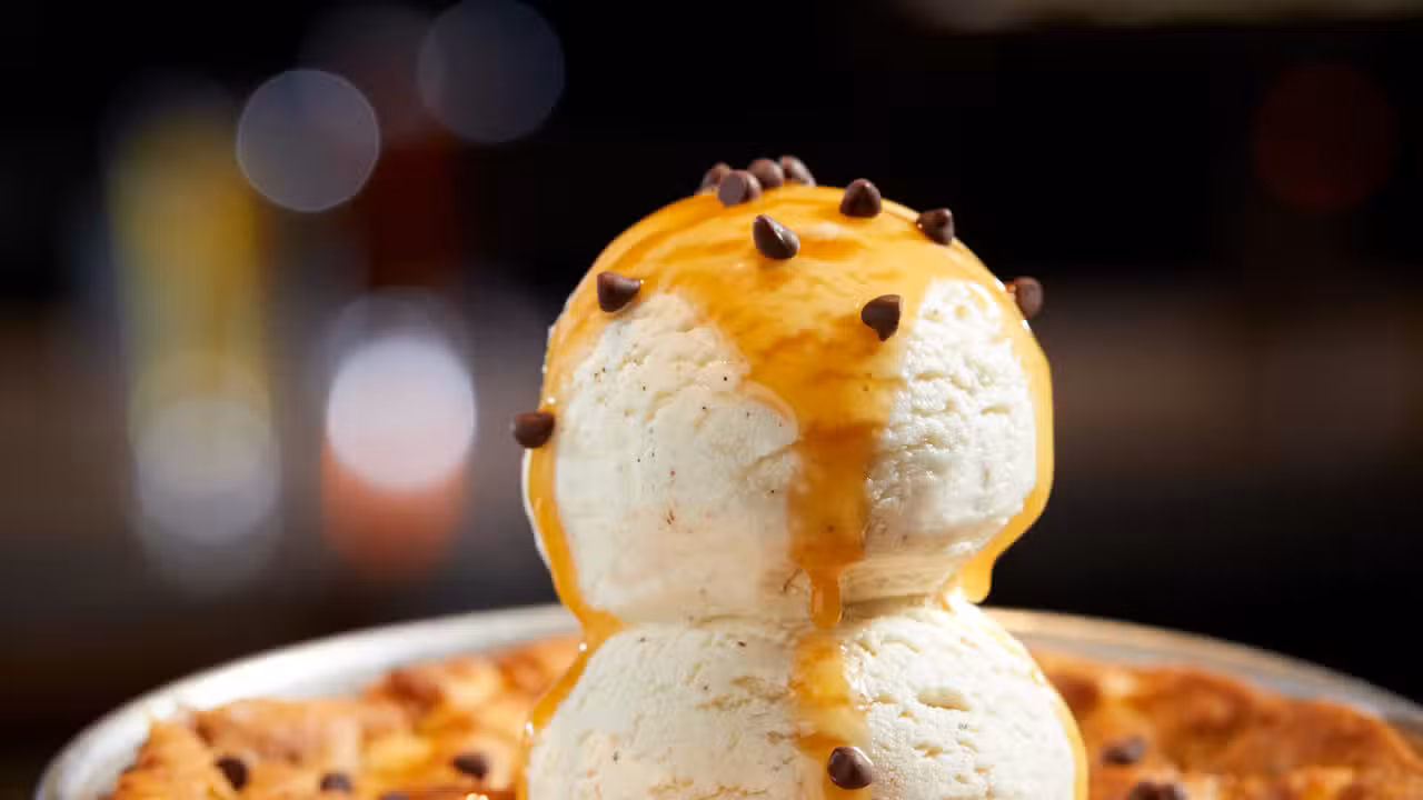 Salted Caramel Pizookie - BJ's Restaurant & Brewhouse - Tuttle Crossing, Dublin, OH 