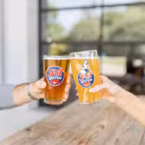 Una foto del restaurante Fat Bottom Brewing Co