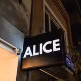 写真（Kitchen Open Nightly till 1AM）