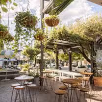 A photo of Sixes and Sevens restaurant