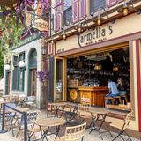 Cover image for Carmella's Plates and Pints