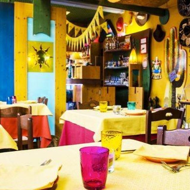 Hot Cactus Caf - Updated 2026, Mexican Restaurant in Vicenza, VE