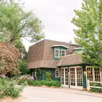 Una foto del restaurante Greenbriar Inn, The