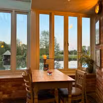 A photo of The Beetle & Wedge restaurant
