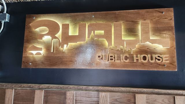 3 Hall Public House — photo via OpenTable