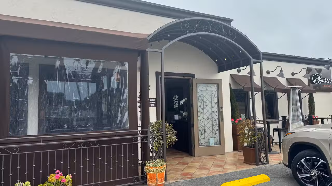 The front of the restaurant. - iL Barone Ristorante, Newport Beach, CA