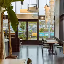 A photo of INIS restaurant