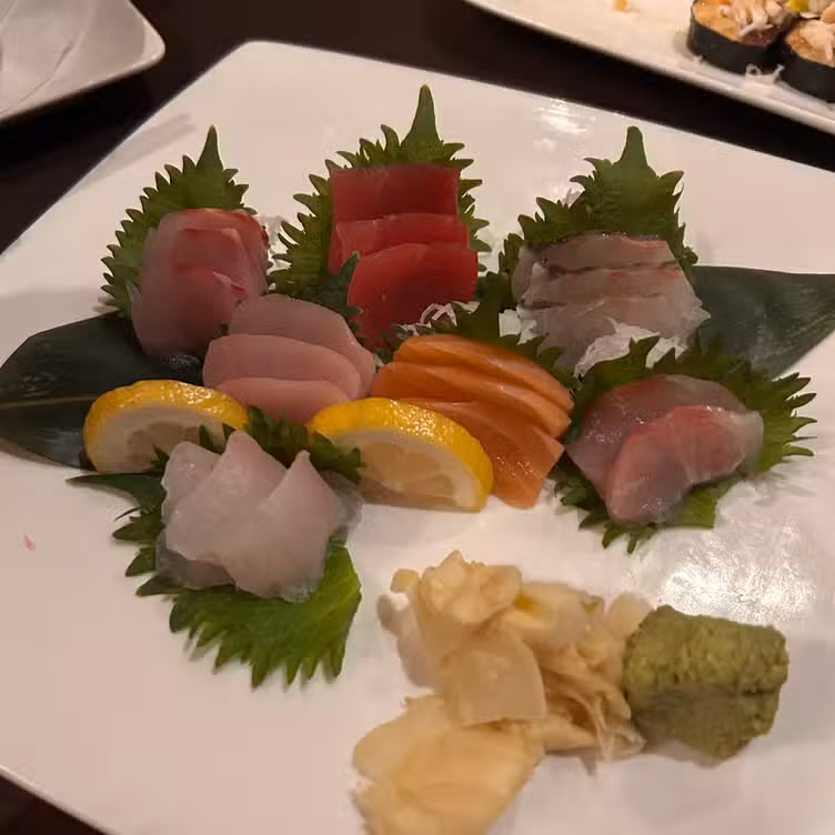 Eten - Ting, Huntington, NY
