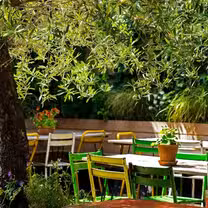 A photo of The Carpenters Arms restaurant