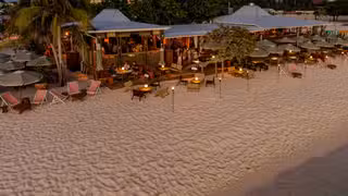 Foto von Bonny Moon Beach Club Restaurant