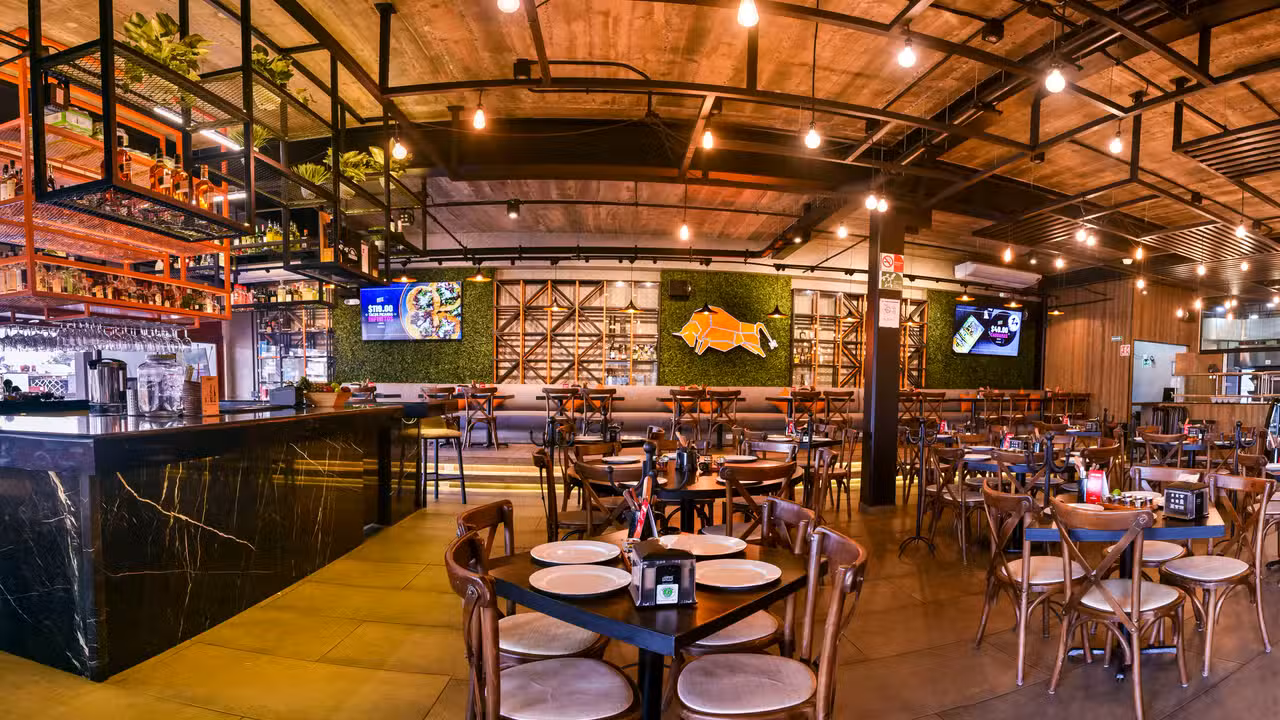Binnenkant - Madison Grill - Córdoba, Córdoba, AGU