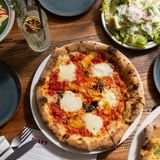Cover image for Pizzeria Salvy