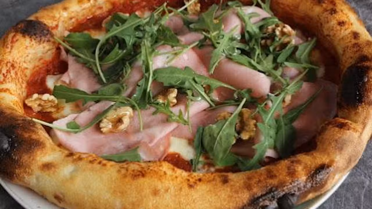 VESTA RESTOBAR & PIZZERÍA, Gijón, AS