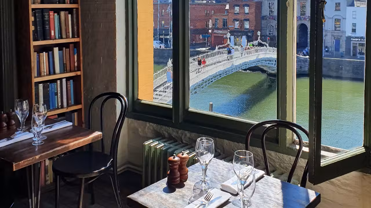 Interior - The Winding Stair, Dublin, Co. Dublin