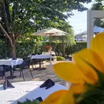 A photo of Sunflower Café & Bakery restaurant