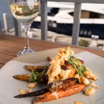 A photo of Jackson's Bistro Bar & Sushi restaurant