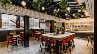 Una foto del restaurante Voyagers Restaurant & Bar