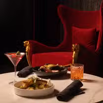 A photo of Billionaire Cocktail Lounge restaurant