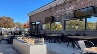 Una foto del restaurante The Highland Restaurant & Bar