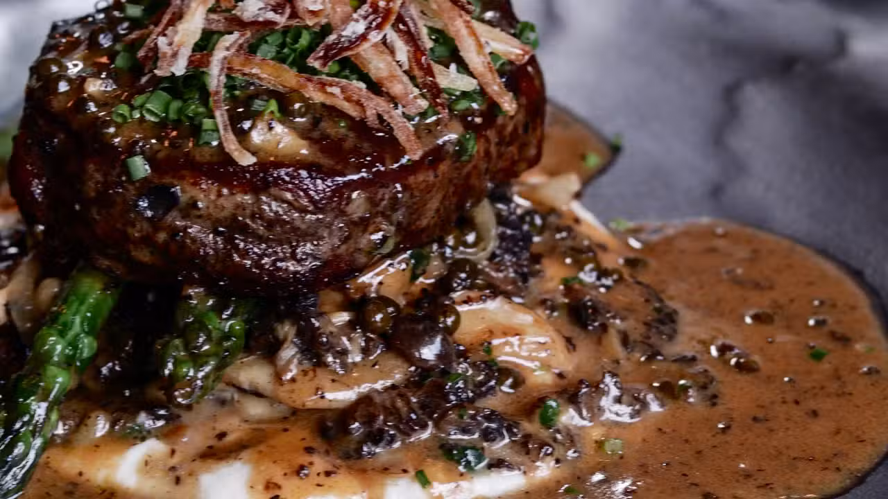 Comida - Derrick's Steakhouse, Kelowna, BC