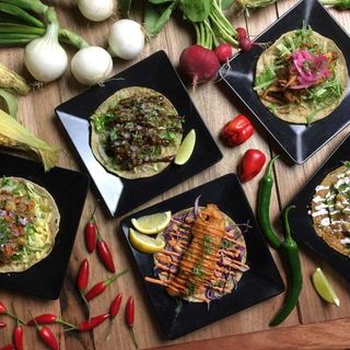 Los Hermanos Mexican Taqueria