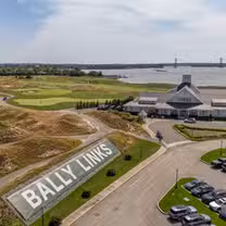 Una foto del restaurante The Waterfront NYC - Bally's Golf Links