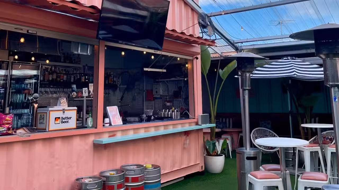 Buitenkant - Peachy Keen, Williamstown, AU-VIC