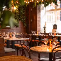 Una foto del restaurante Luca Dsq.