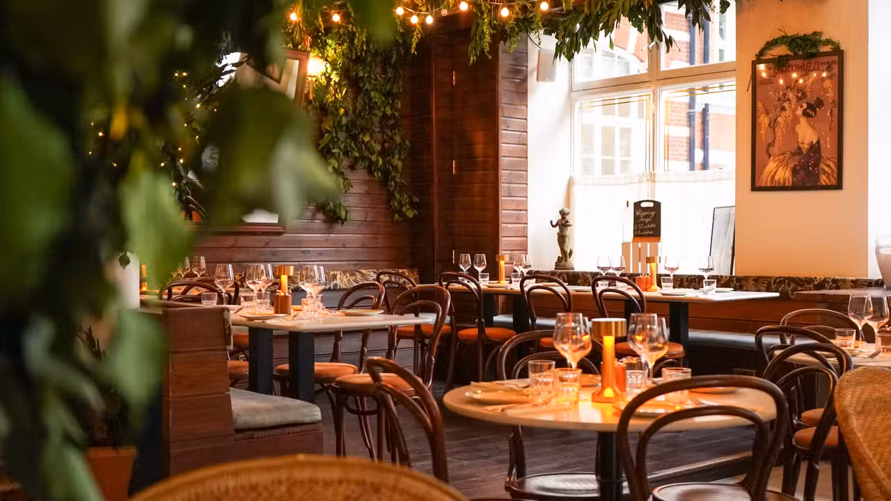Binnenkant - Luca Dsq., London, 