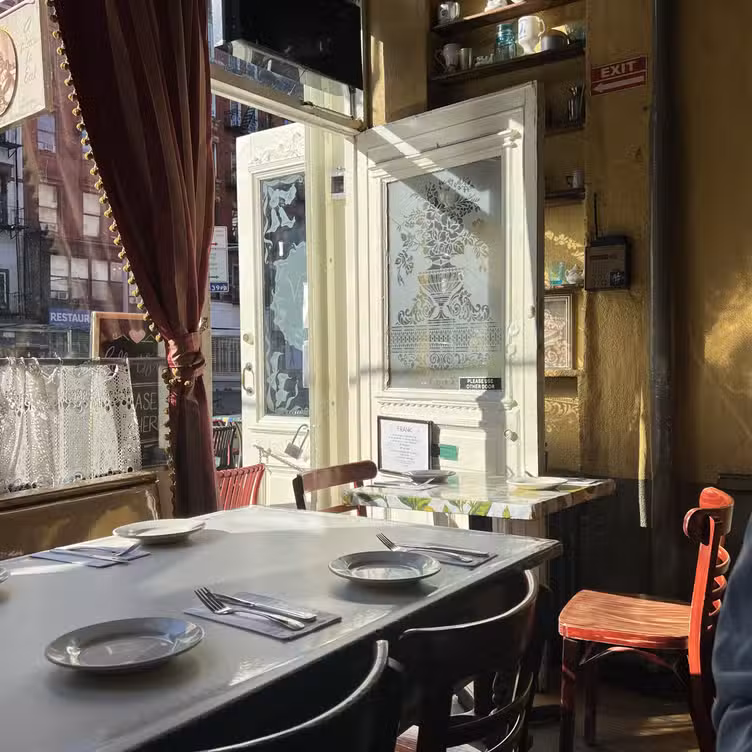 Interior - Frank Restaurant, New York, NY