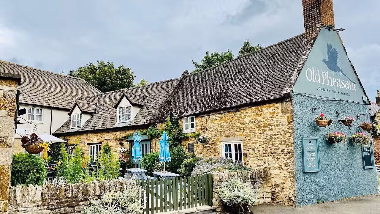 Exterior - The Old Pheasant, Oakham, Rutland