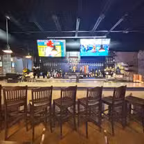 A photo of Topside Tavern restaurant