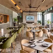Foto von Above 8 Rooftop Events Restaurant