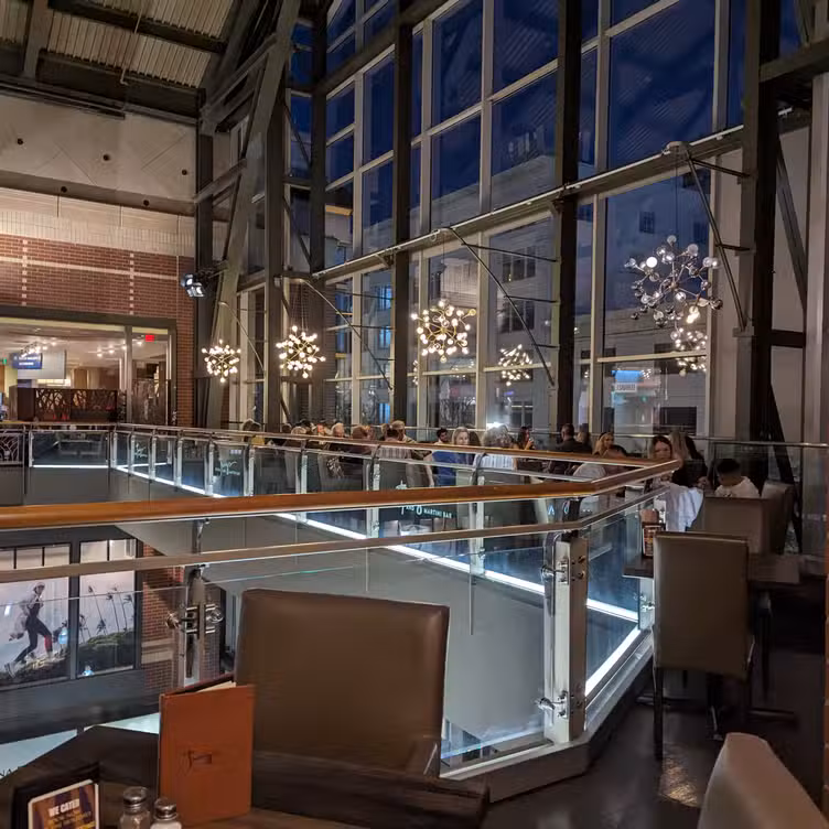 Interior - Twigs Bistro and Martini Bar - River Park Square, Spokane, WA