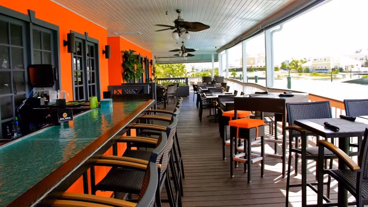 Innen - Twisted Lime Sports Bar & Grill, Nassau, New Providence