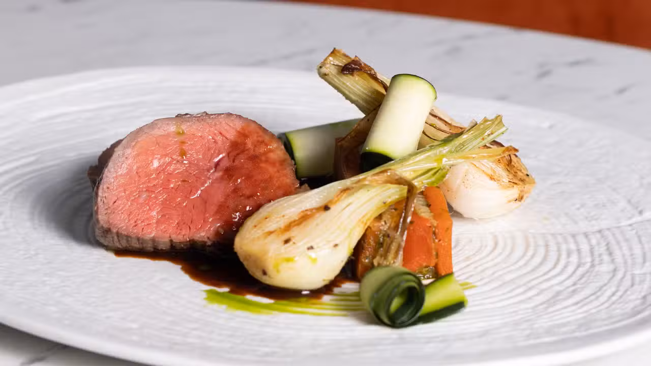 The Ballroom. Elegant serving terrific food. - The Old Crown Coaching Inn, Faringdon, Oxfordshire