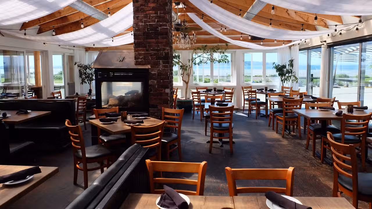 Coastal dining at historic Washington Avenue Grill - Washington Avenue Grill, White Rock, BC