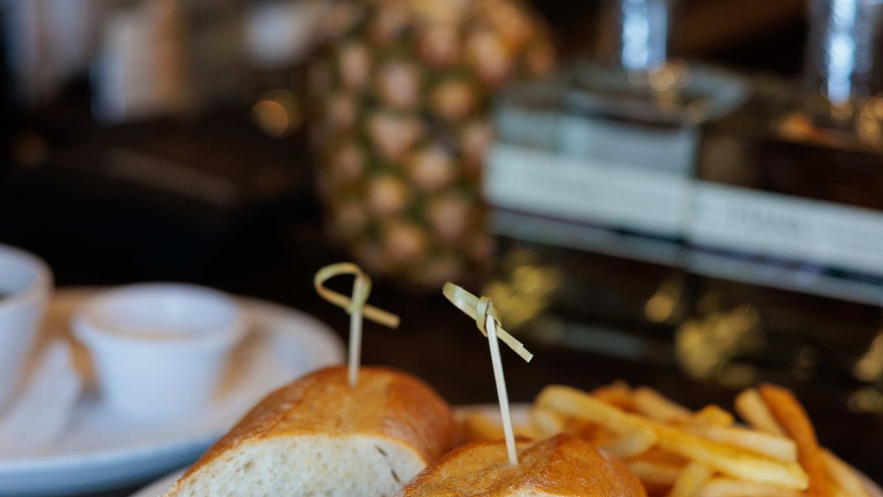 Hy's Steak House - Waikiki​ レストラン - Honolulu, HI | OpenTable
