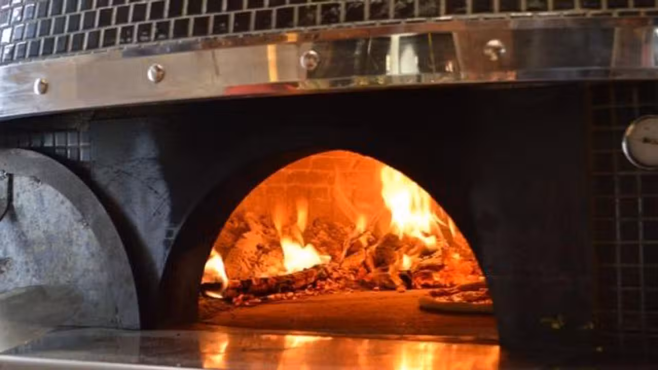 CiccioPizza - viale Giambellino, Milan, LO