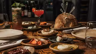 Una foto del restaurante Esther’s Kitchen
