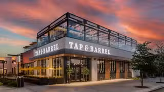 A photo of Tap & Barrel - Willowbrook restaurant