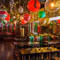 A photo of Tinsel Tavern at Pizza Bar restaurant