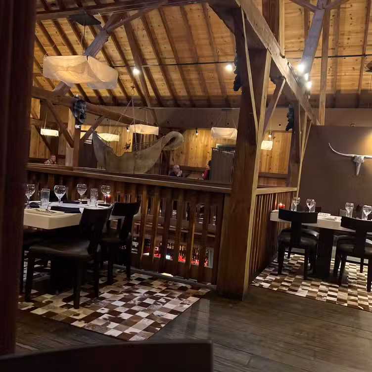 Strip Steakhouse, Avon, OH
