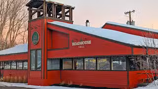 A photo of Squatters Roadhouse Grill - Park City restaurant