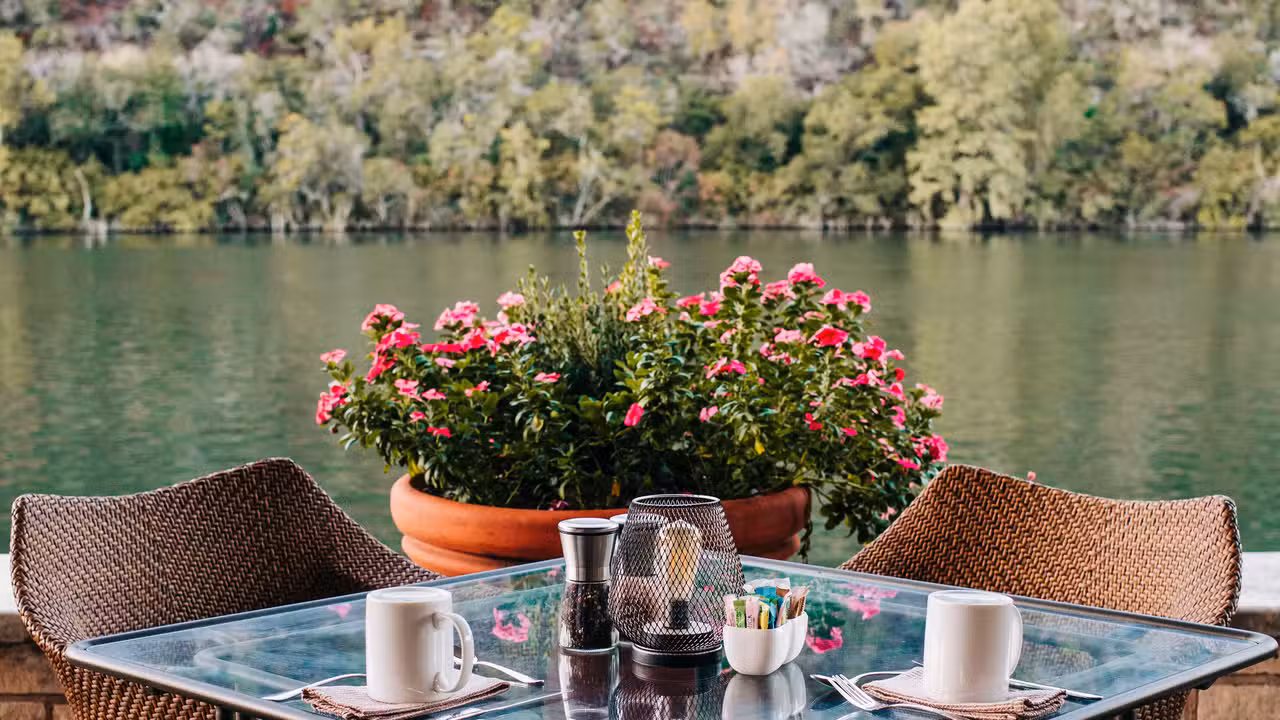Lakeside dining at Lake Austin Spa Resort
 - Stillwater at Lake Austin Spa Resort, Austin, TX