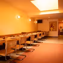 Foto von Burdell Restaurant